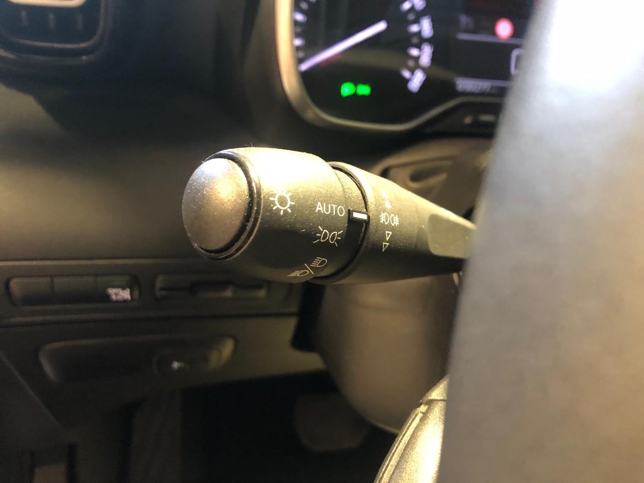 Citroën C3 Aircross puretech 130 s&s eat6 shine — photo 17