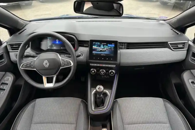Renault Clio tce 90 ch gsr2 — photo 18