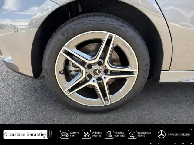 Mercedes Classe A 250 e hybride rechargeable 218ch amg line 8g-dct — photo 13