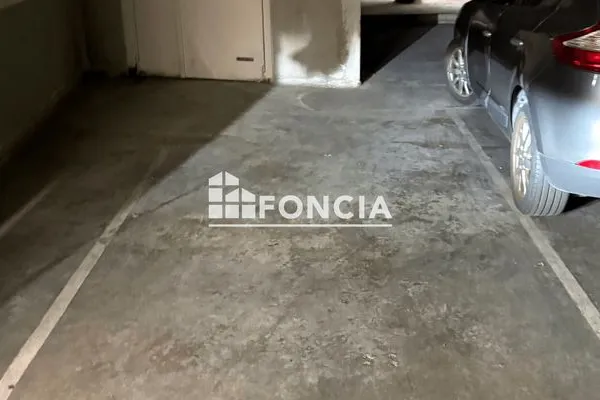 Stationnement Location Avignon   109€