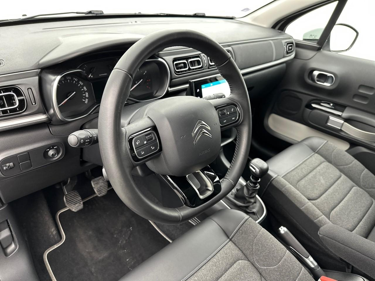 Citroën C3 puretech 110 s&s bvm6 saint james — photo 8