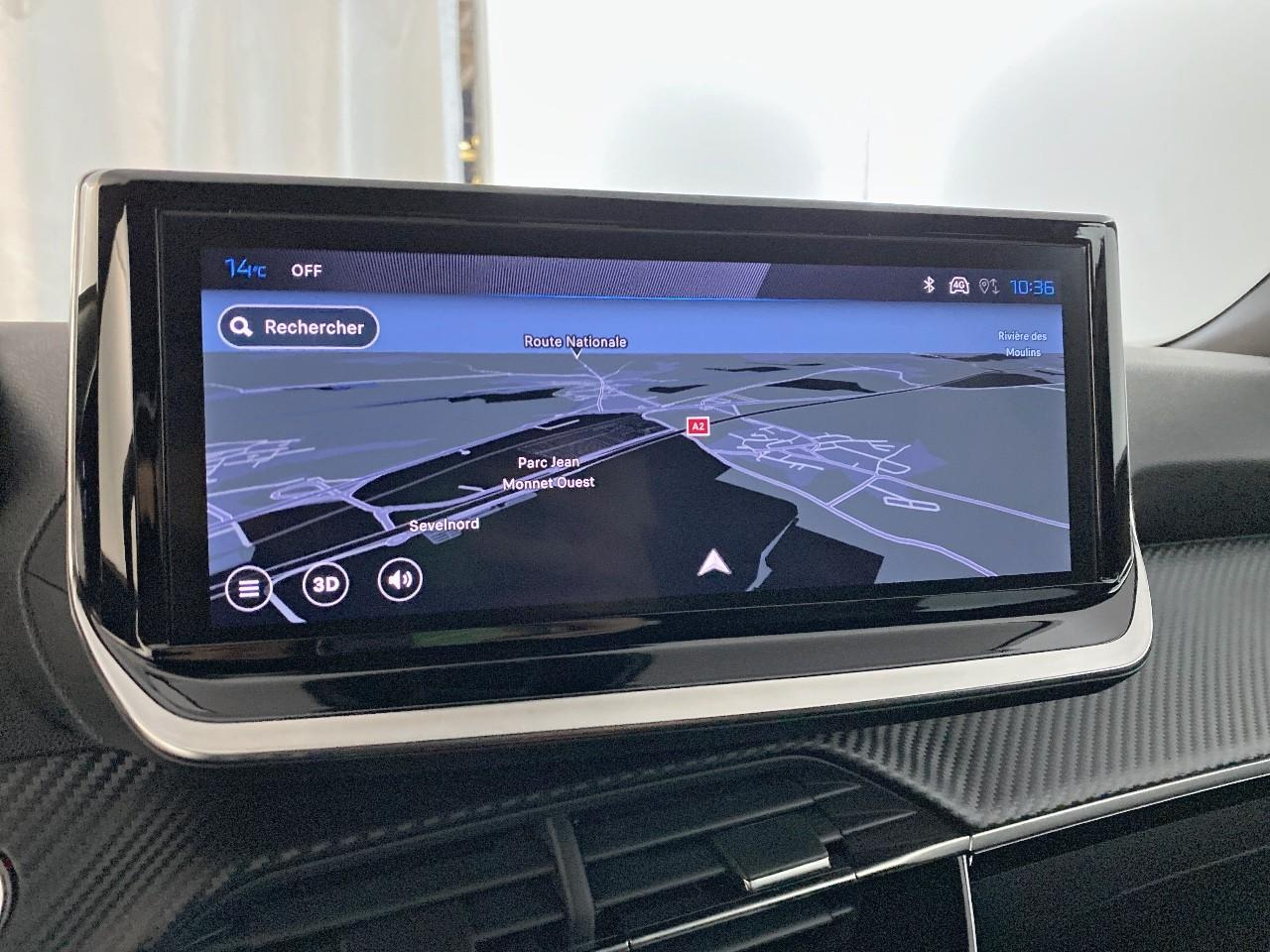 Peugeot 2008 hybrid 145 ch e-dcs6 allure — photo 16