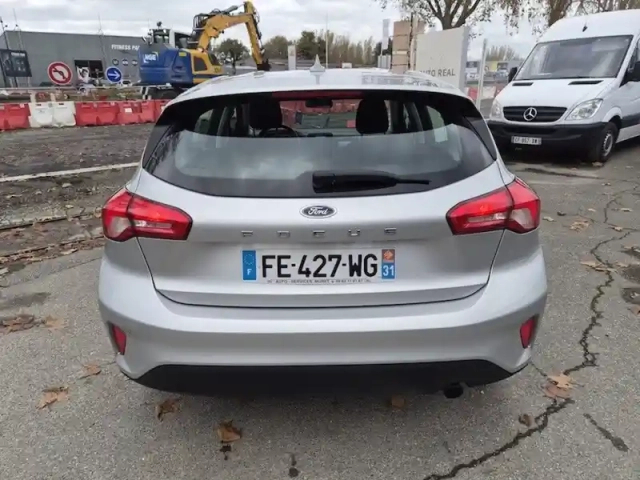 Ford Focus 1.0 ecoboost 100 s&amp;s — photo 4