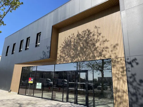 Bureaux 305 m²