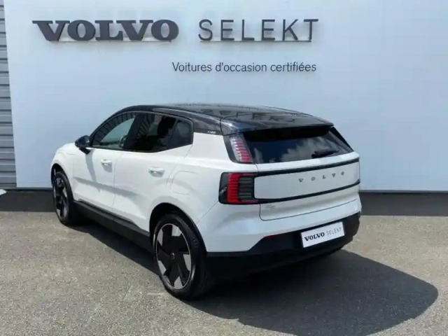 Volvo Ex30 single extended range 272ch plus — photo 2