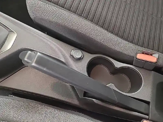 Peugeot 208 puretech 100 s&amp;s bvm6 — photo 52