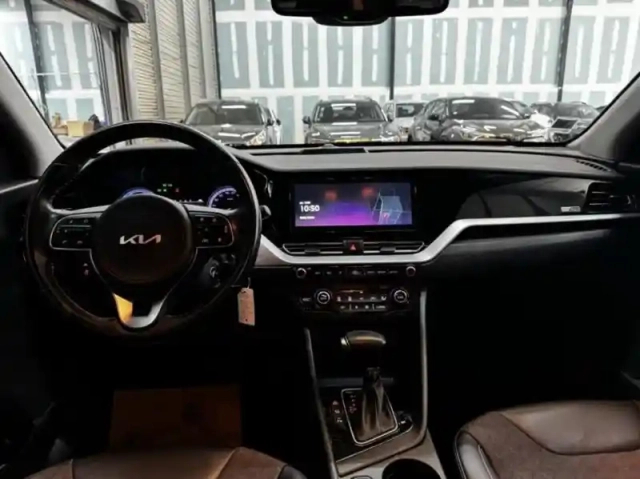 Kia Niro 1.6 gdi 105ch isg + plug-in 60.5ch active dct6 5cv — photo 9
