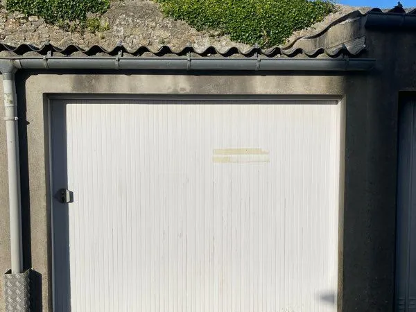 Garage propre et sec