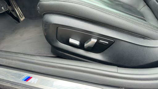 BMW Serie 5 518d 150 Steptronic8 - M Sport – 2020 – 138900 km – Diesel – Boîte Automatique — photo 11