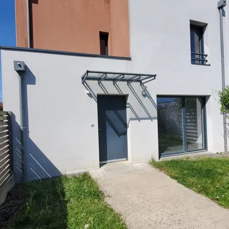 Maison 6 Pièces · 111 m²