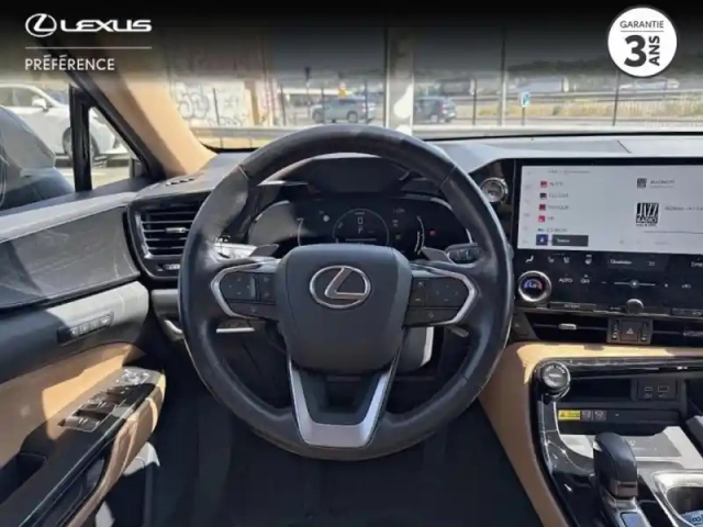 Lexus Nx 450h+ executive 4wd — photo 9