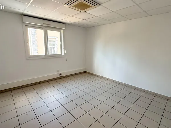Bureaux 16 m² VIENNE