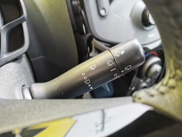 Peugeot 108 style 1.0 vti 72 ch bvm5 — photo 20