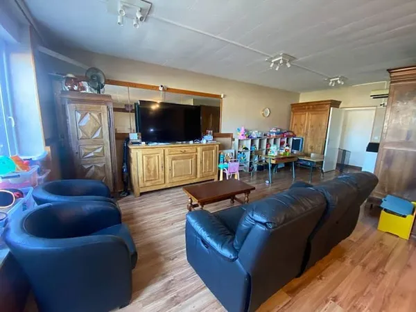 Maison 12 pièces 329 m²