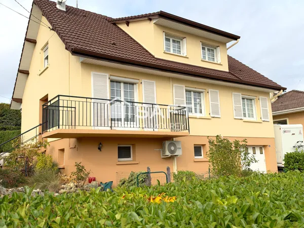 Maison 7 pièces 142 m²