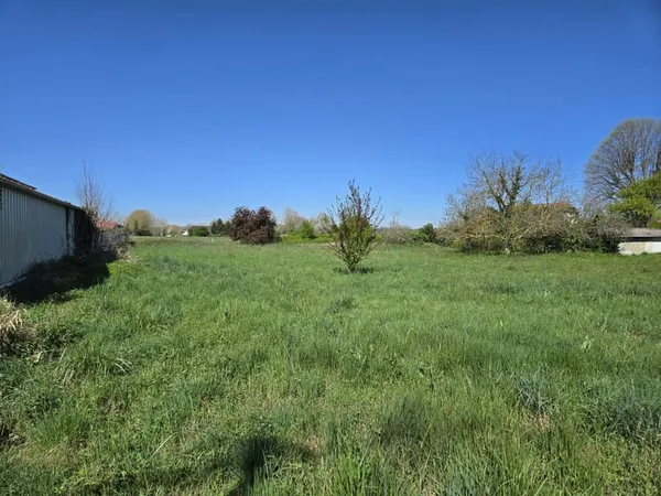 Terrain 2 512 m2 Zone UX