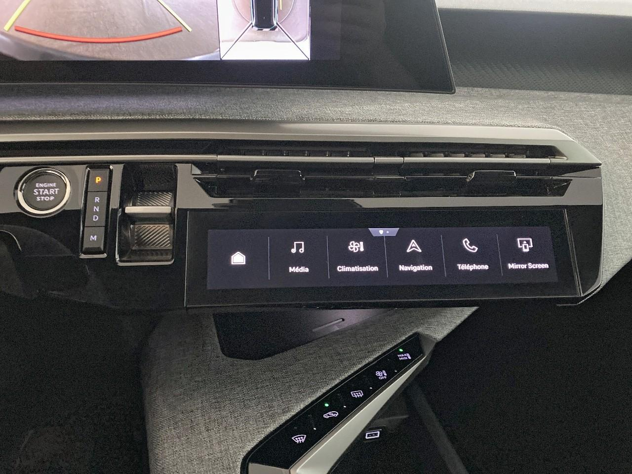 Peugeot 5008 hybrid 145 ch e-dcs6 allure — photo 17