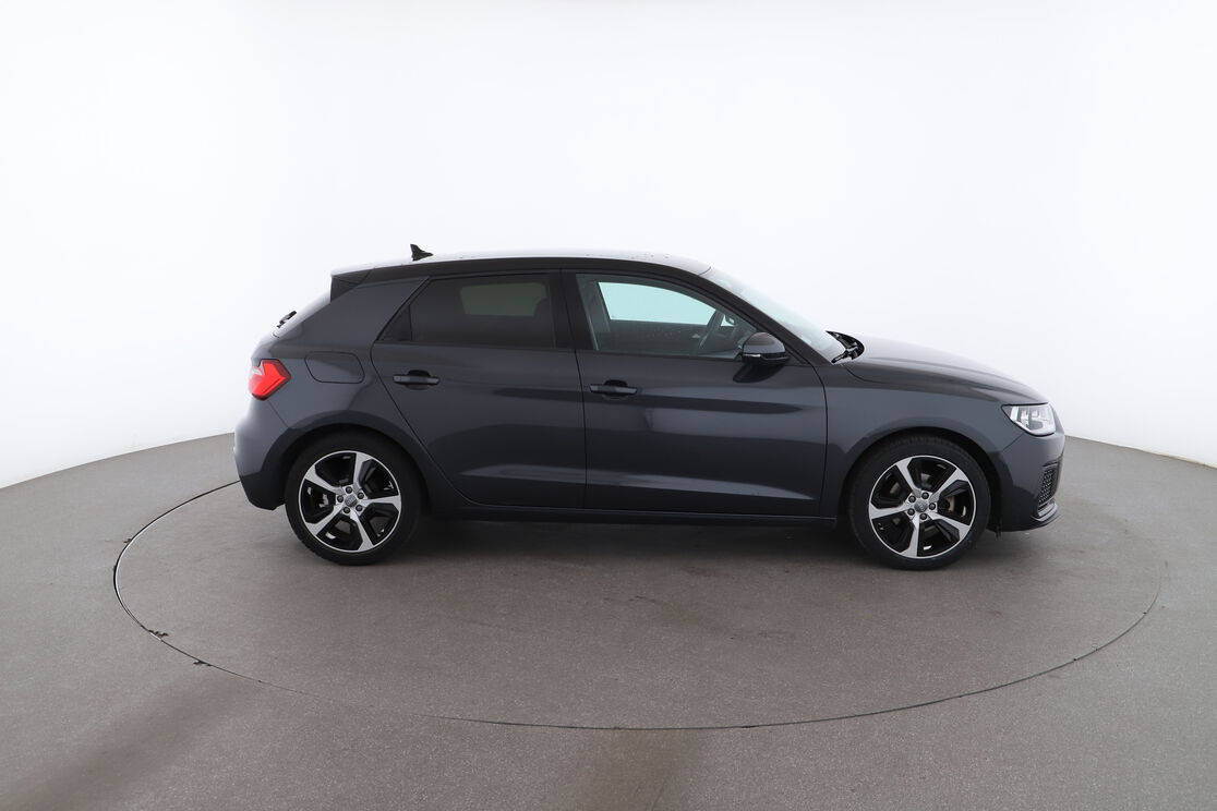 Audi A1 Sportback 35 TFSI S Tronic 7 — photo 6