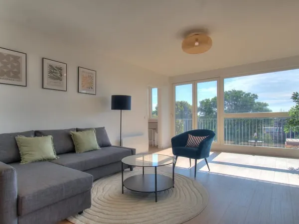 Appartement T3 de 85 m² avec garage, cave et parc privatif