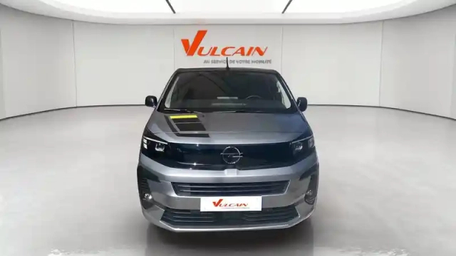 Opel Vivaro fgn sportive diesel 180 ch m automatique — photo 9