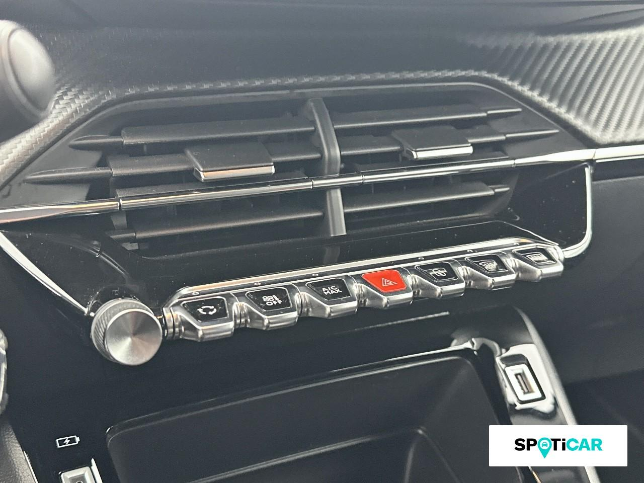 Peugeot 2008 1.2 puretech 130ch s&s style eat8 — photo 15