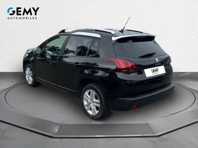 Peugeot 2008 puretech 82ch bvm5 — photo 7