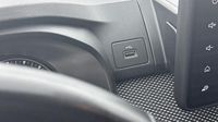 Dacia Sandero 1.0 TCe 90ch Expression CVT — photo 19