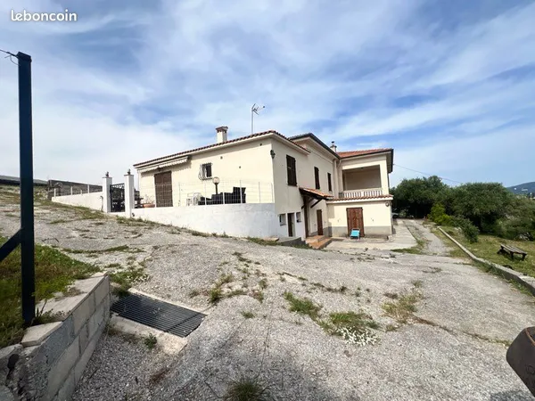 Villa à rénover