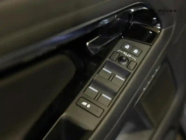 Land Rover Range Rover evoque 1.5 p300e 309ch autobiography — photo 12