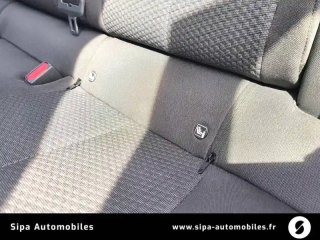 Opel Astra 1.2 turbo 110 ch bvm6 — photo 28