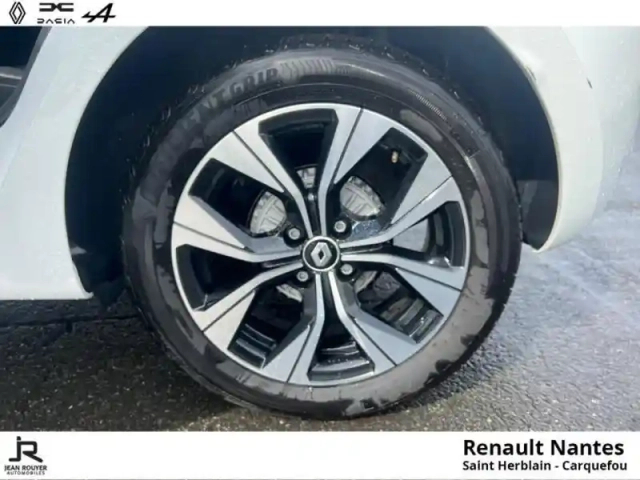 Renault Clio 1.0 tce 90ch evolution — photo 13