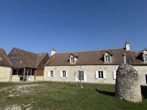 Maison 10 pièces 490 m²