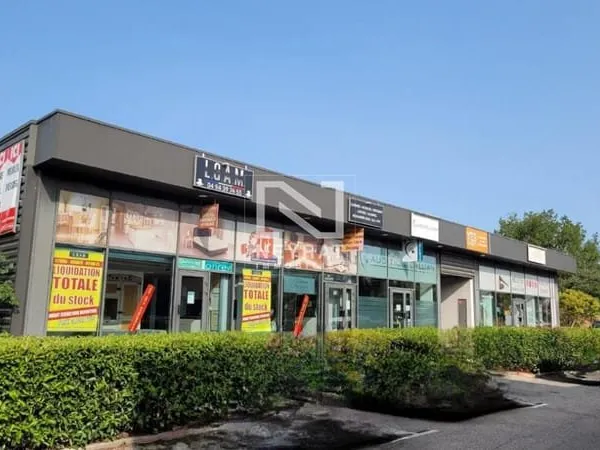 Bureaux 96 m²