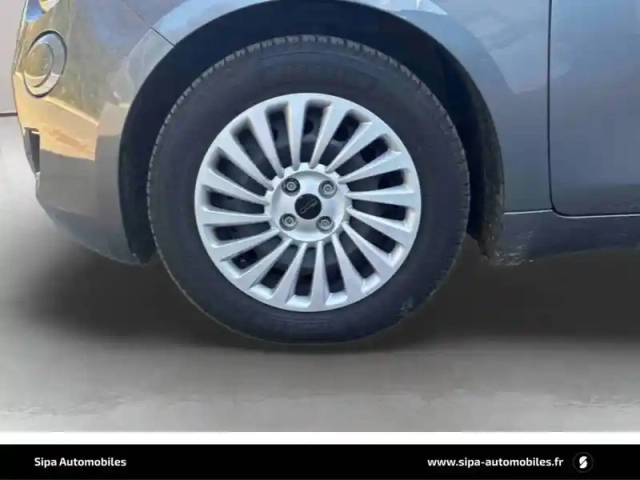 Fiat 500 e 95 ch — photo 9