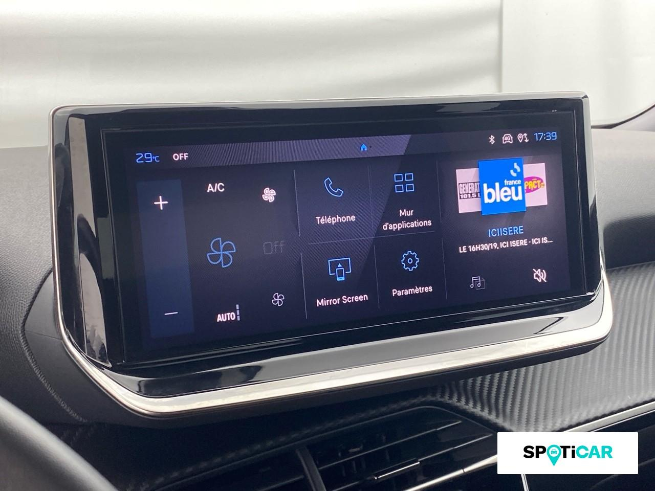 Peugeot 2008 1.2 puretech 100ch s&s allure — photo 13