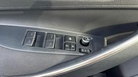 Toyota Corolla 122h Dynamic Business + Programme Beyond Zero Academy MY22 — photo 29