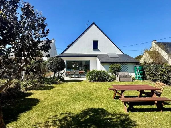 Ensemble immobilier rare de 2 maisons au centre ville de Saint Pierre Quiberon, proche Port d'Orange