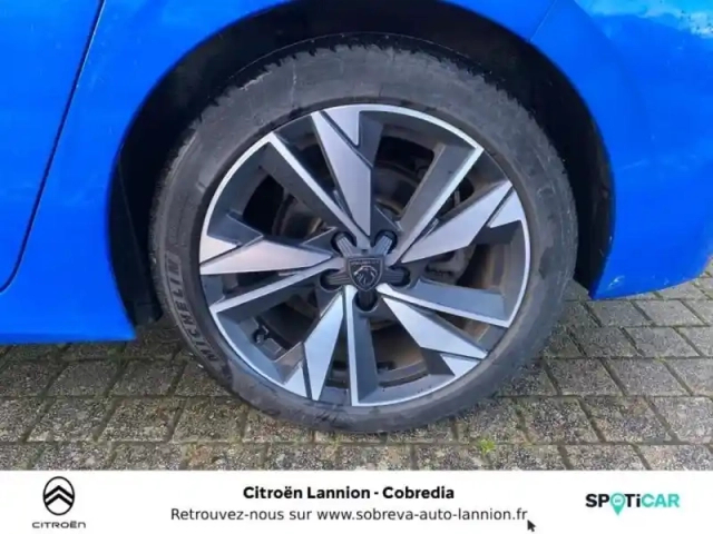 Peugeot 308 1.2 puretech 130ch s&amp;s allure pack eat8 — photo 11