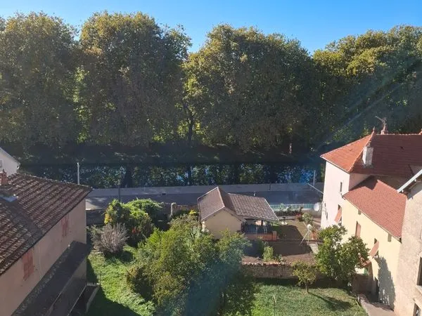Appartement f3 vue sur canal