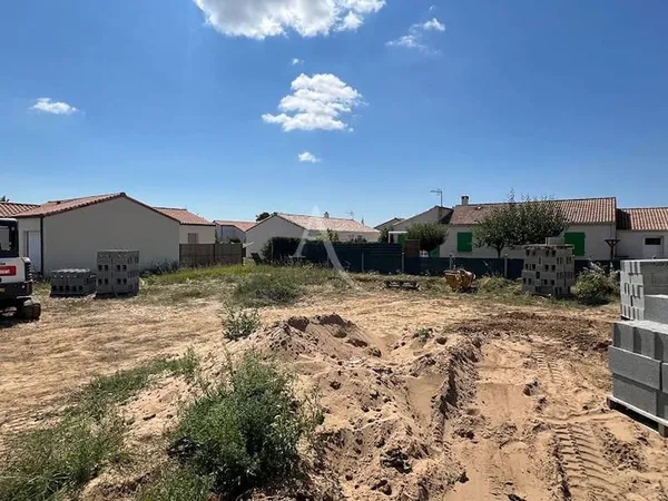 Terrain 471 m²