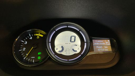 Renault Megane 1.5 dCi 110 EDC6 - Dynamique – 2012 – 96665 km – Diesel – Boîte Automatique — photo 15