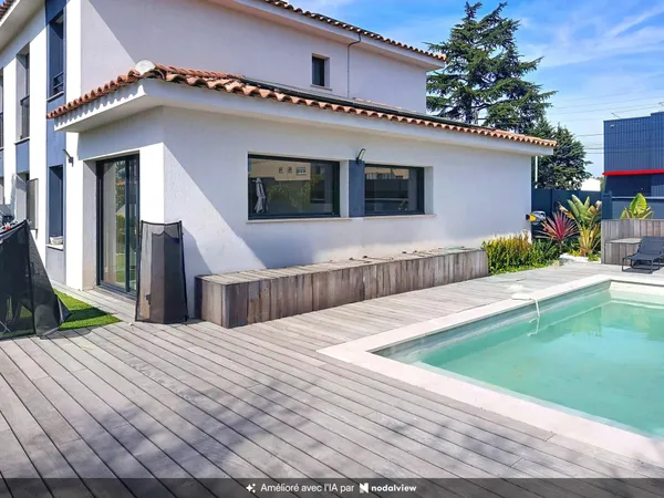 Maison - 6 pièces - Le Pradet