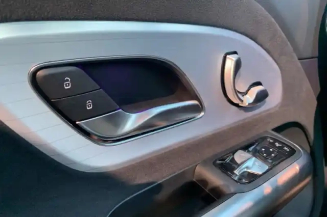 Mercedes Glb 250+ eq — photo 22