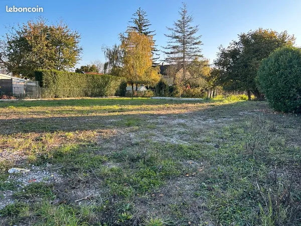 Terrain constructible - 617 m2
