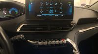 Peugeot 3008 HYBRID4 300ch Allure Pack e-EAT8 — photo 27
