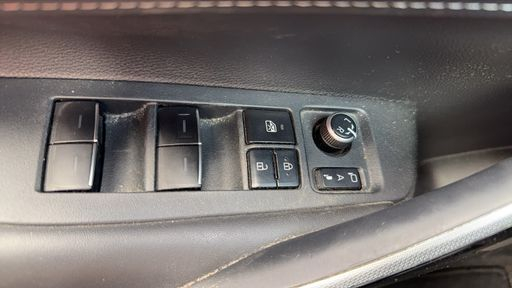 Toyota Corolla 1.8 VVT-i 122 Hybrid CVT - Design Pack – 2021 – 90035 km – Hybride essence – Boîte Automatique — photo 5