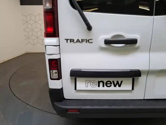 Renault Trafic l2 dci 150 energy s&amp;s — photo 11
