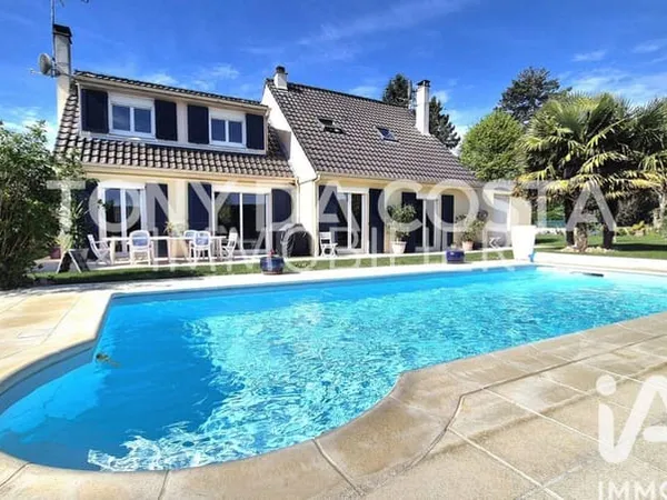 Maison 7 pièces 200 m²