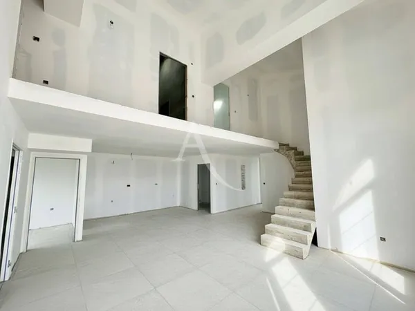 Duplex 4 pièces 125 m²