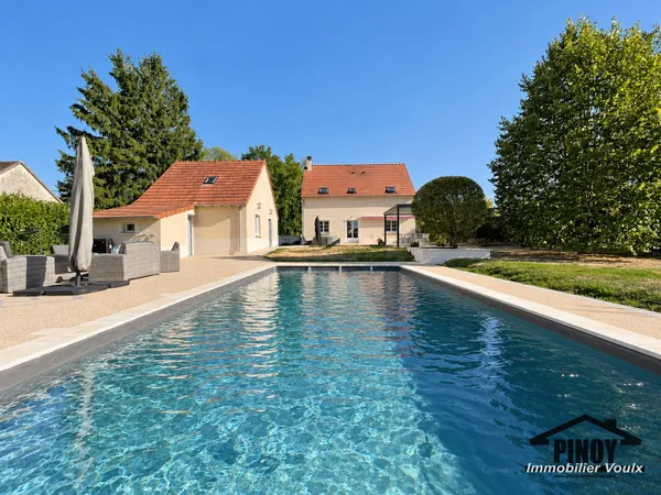 Maison familiale de 2009, 4 chambres, piscine chauffée et j